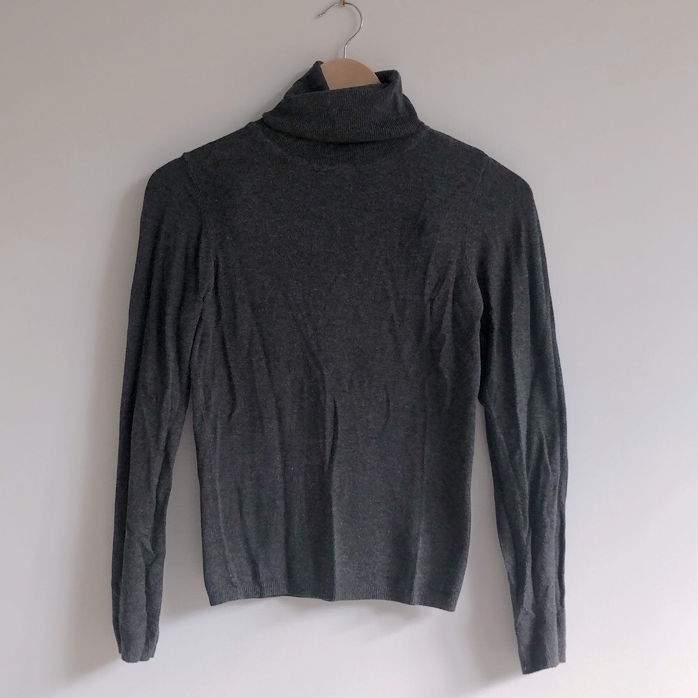 Zara grey turtleneck sweater, size S